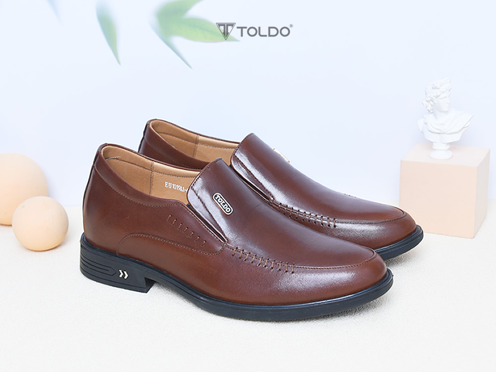 Giày cao 7cm màu nâu đế khâu siêu nhẹ