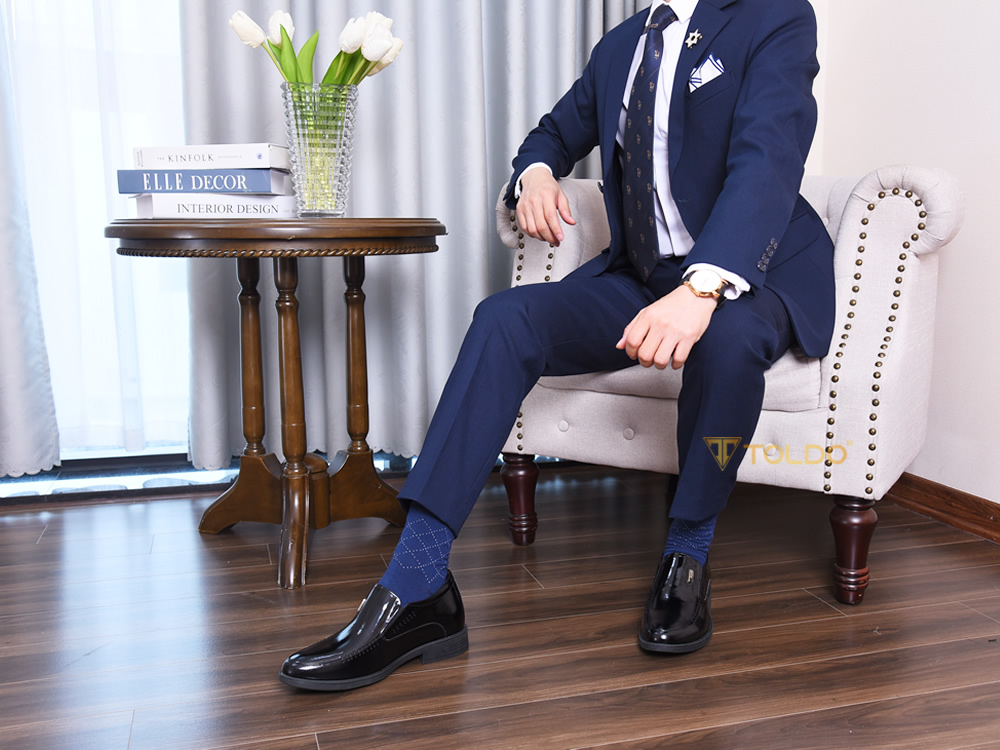 Giày cao 7cm da bóng đế khâu