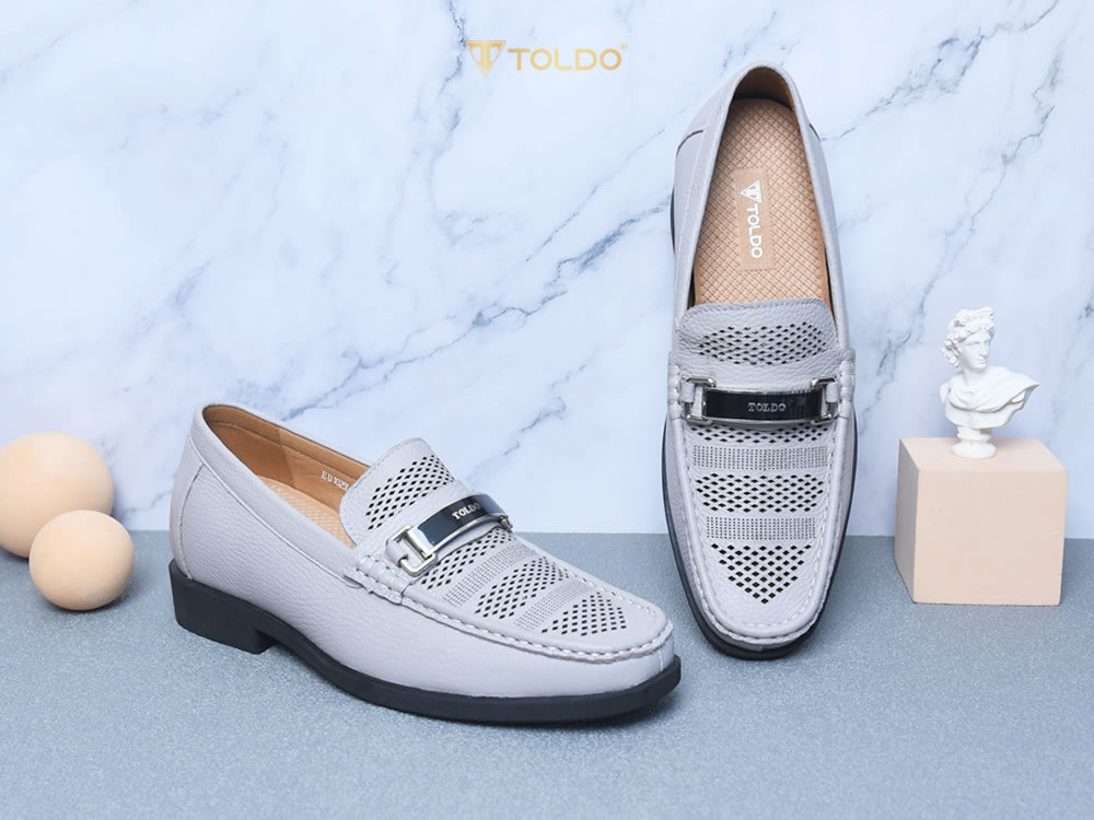 Giày cao 7cm đục lỗ thoáng khí da thật