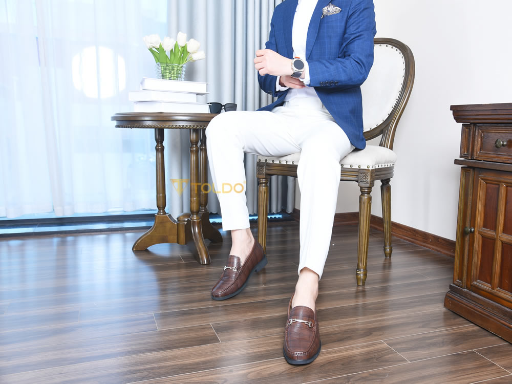 Giày cao nam 7cm vân sá sấu đế khâu