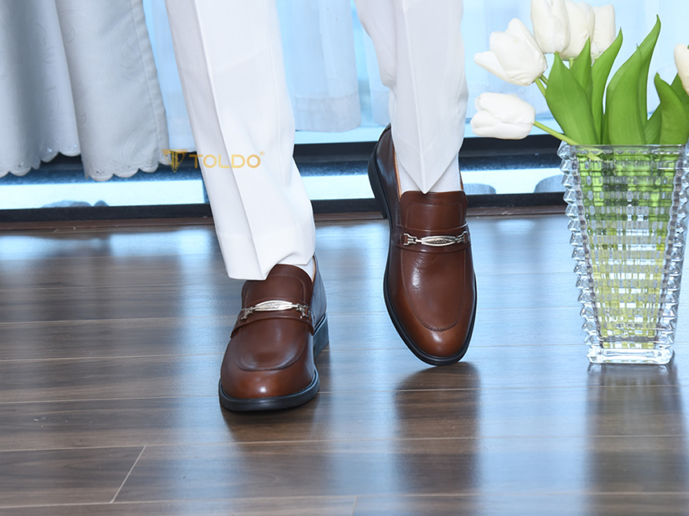 Giày cao 8cm da thật màu nâu