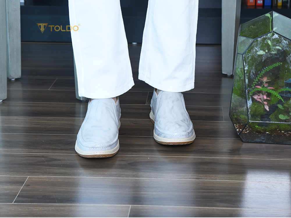 Giày thể thao cao 7cm da thật