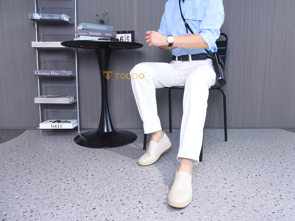 Giày cao 7cm da sần mềm đế khâu