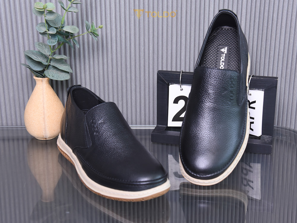 Giày cao 7cm da sần mềm nhẹ